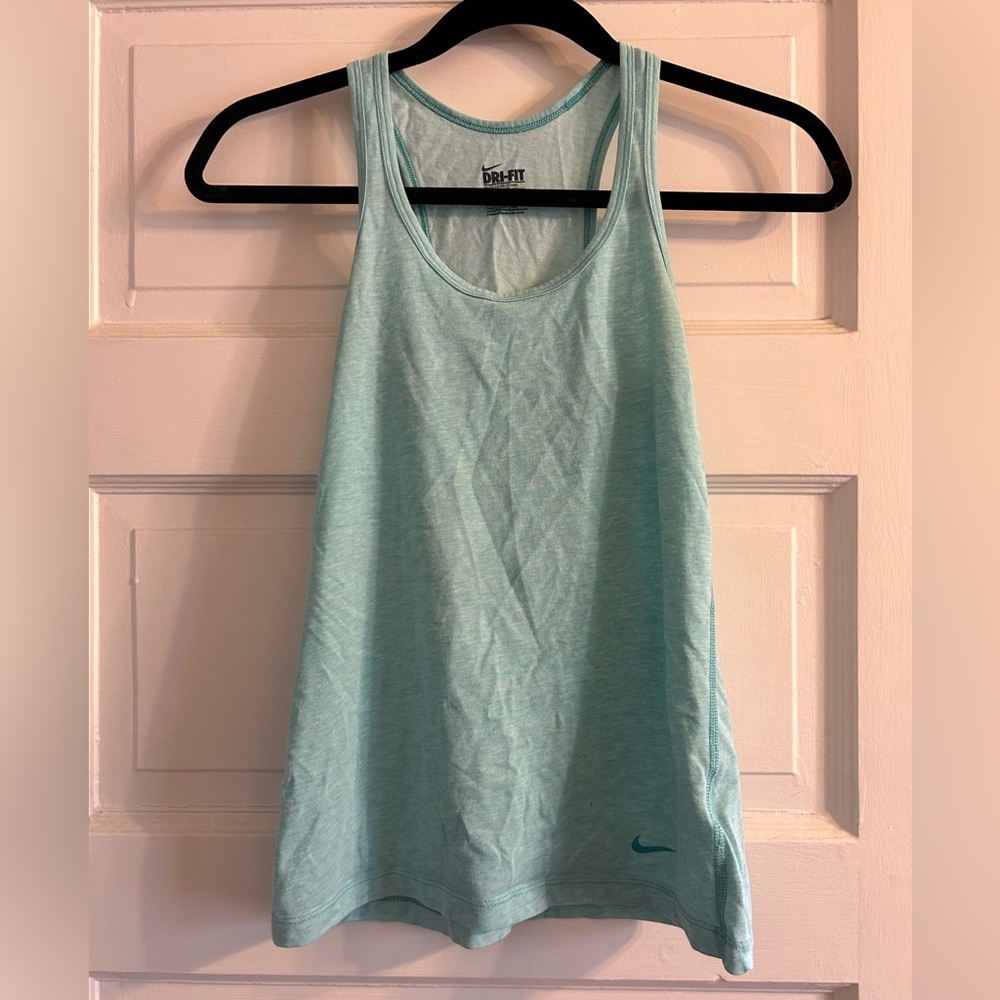 Nike workout tank